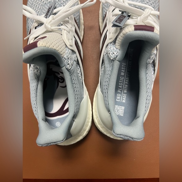 Mississippi State Adidas Shoes men’s size 9.5 - Picture 7 of 11